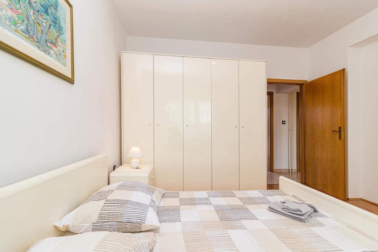 Apartment Holiday House Damir - 1 And 2 - Happy Pula
