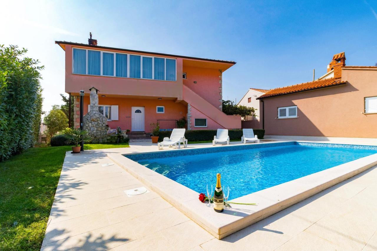 Holiday House Damir - 1 And 2 - Happy Apartment